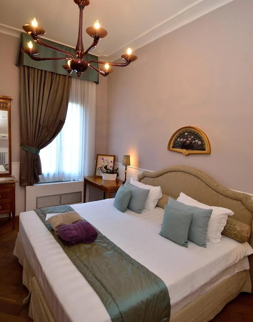 B&B Villa Ines Λίντο της Βενετίας Bed and Breakfast