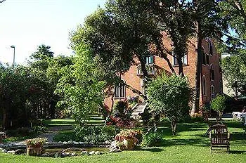 Alojamento de Acomodação e Pequeno-almoço B&B Villa Ines Lido di Venezia