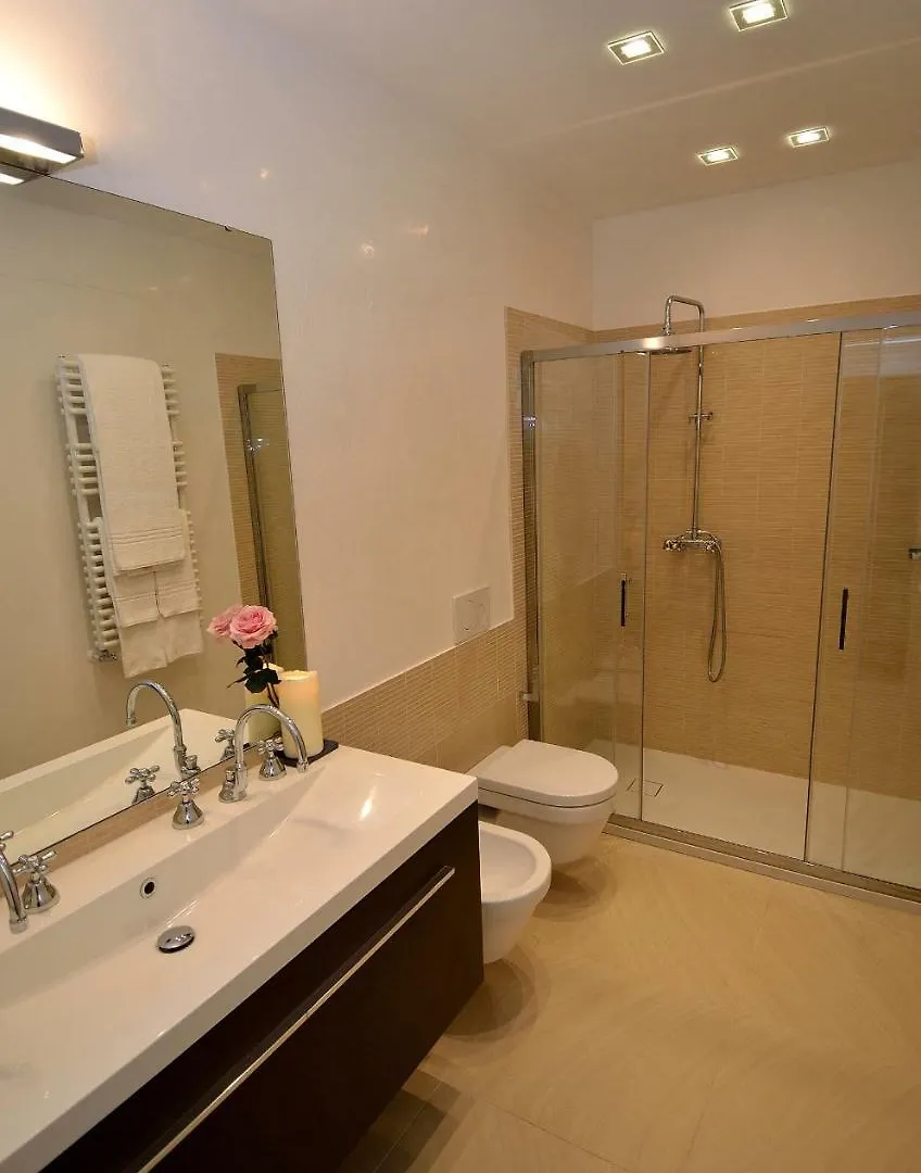 B&B Villa Ines Lido di Venezia Alojamento de Acomodação e Pequeno-almoço